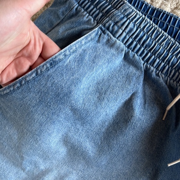 NWT Gap denim shorts - Picture 4 of 10